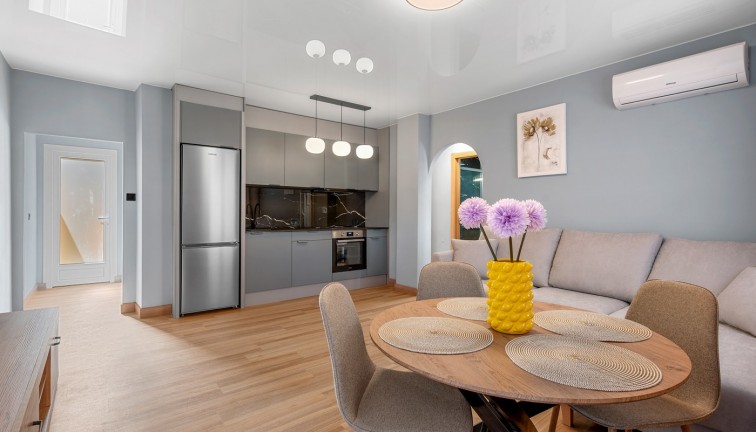 Resale - Apartment - San Miguel de Salinas