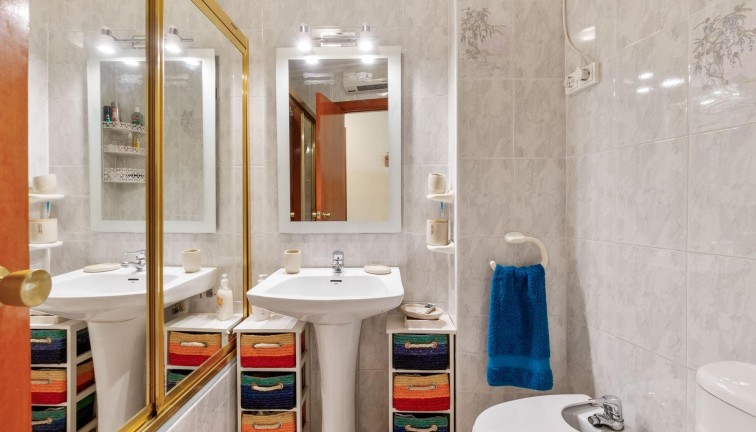 Resale - Apartment - Torrevieja