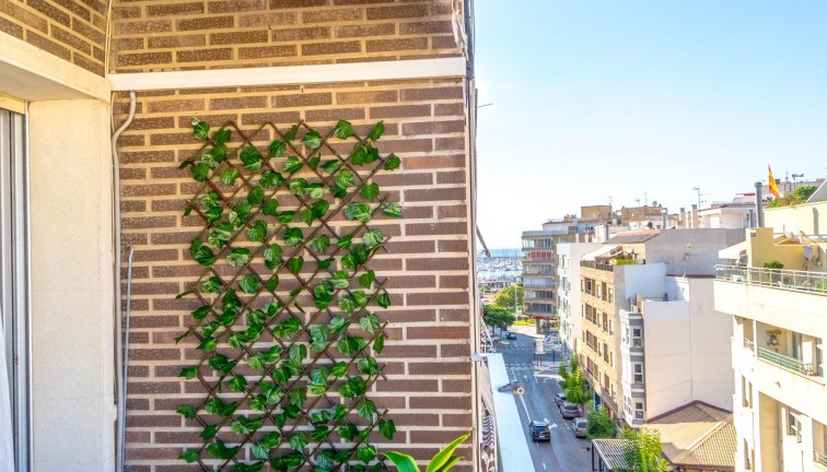 Resale - Apartment - Torrevieja