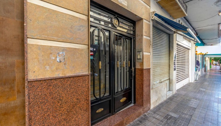 Resale - Apartment - Torrevieja