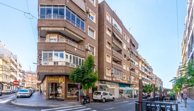 Resale - Apartment - Torrevieja