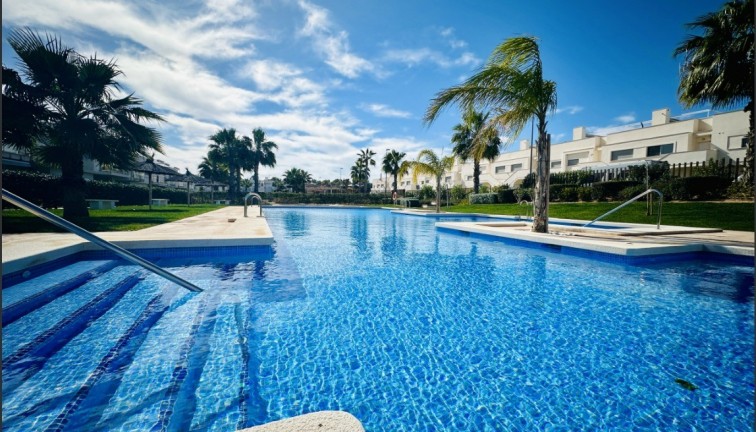 Reventa - Apartamento / piso - Vistabella Golf