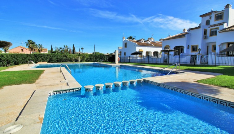 Resale - Semi-Detached - Villamartín