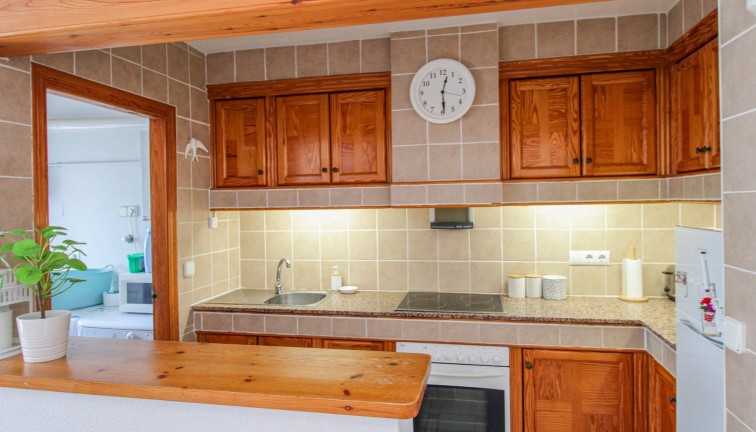 Resale - Semi-Detached - Villamartín