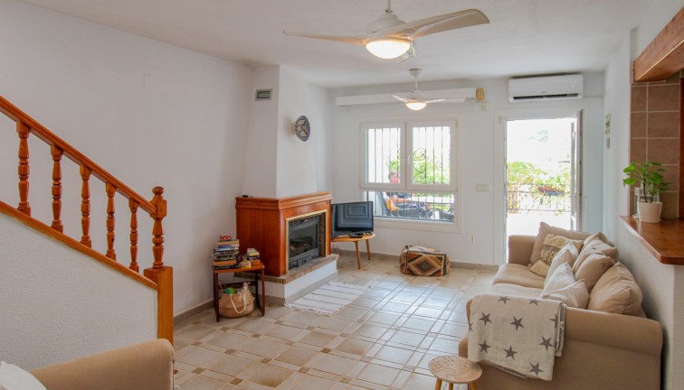 Resale - Semi-Detached - Villamartín