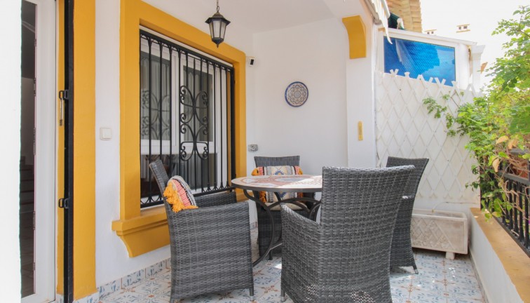 Resale - Semi-Detached - Villamartín