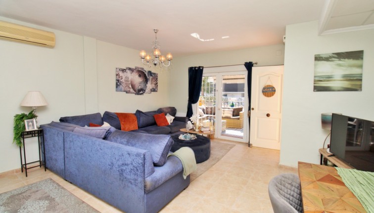 Resale - Chalet - Villamartín