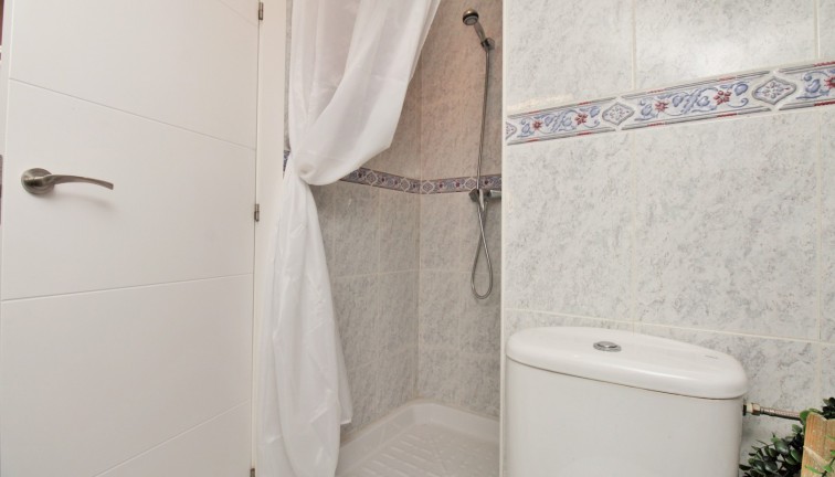 Resale - Chalet - Villamartín