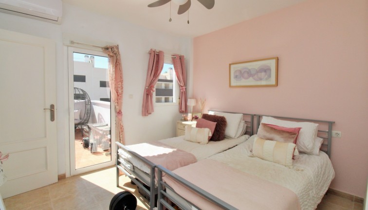 Resale - Chalet - Villamartín