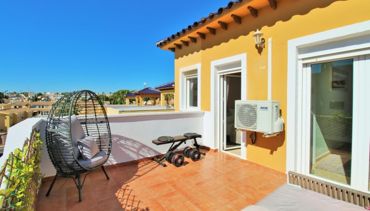 Resale - Chalet - Villamartín