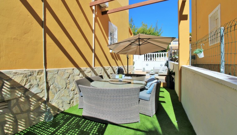 Resale - Chalet - Villamartín