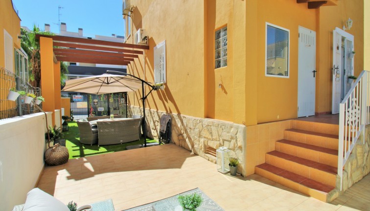 Resale - Chalet - Villamartín