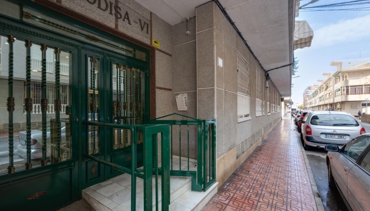 Återförsäljning - Lägenhet - Torrevieja - Acequion