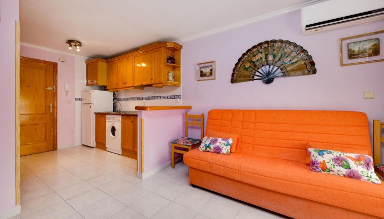 Återförsäljning - Lägenhet - Torrevieja - Acequion