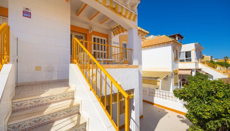 Resale - Bungalow - Torrevieja