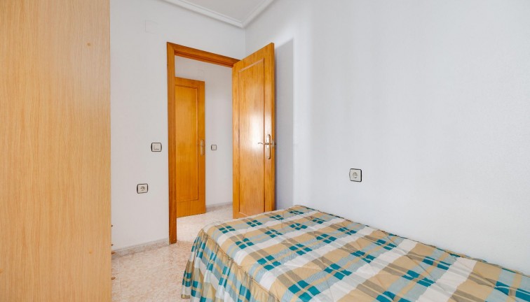 Resale - Bungalow - Torrevieja