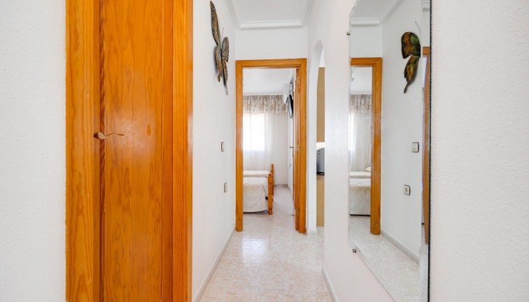 Resale - Bungalow - Torrevieja