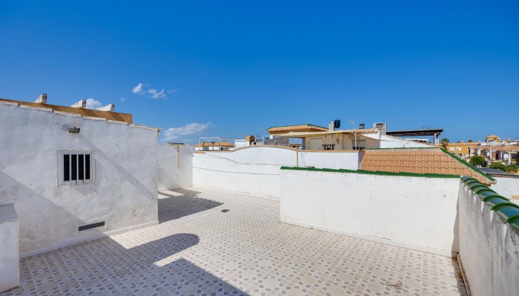 Resale - Bungalow - Torrevieja