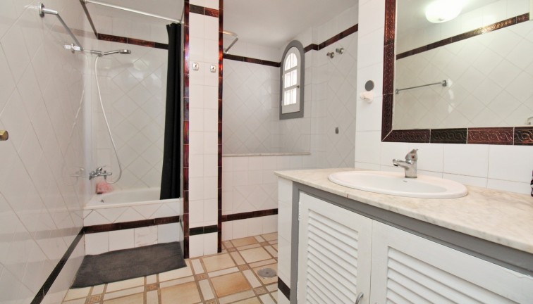 Återförsäljning - Lägenhet - Villamartín