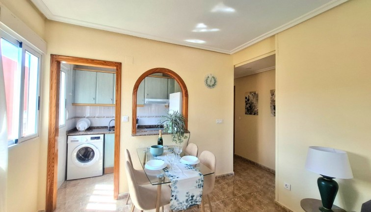Reventa - Apartamento / piso - Torrevieja