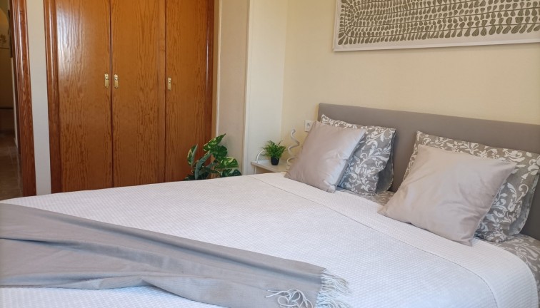 Reventa - Apartamento / piso - Torrevieja