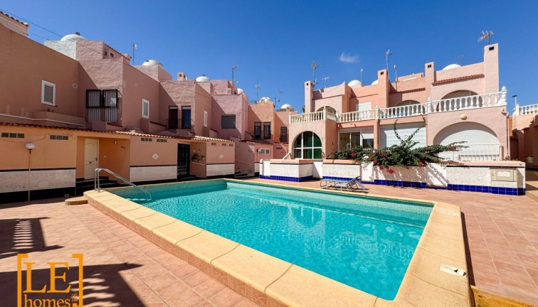 Jälleenmyynti - Paritalo/Rivitalo - Torrevieja - Los Frutales