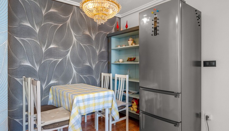 Återförsäljning - Lägenhet - Torrevieja