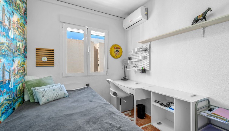 Återförsäljning - Lägenhet - Torrevieja