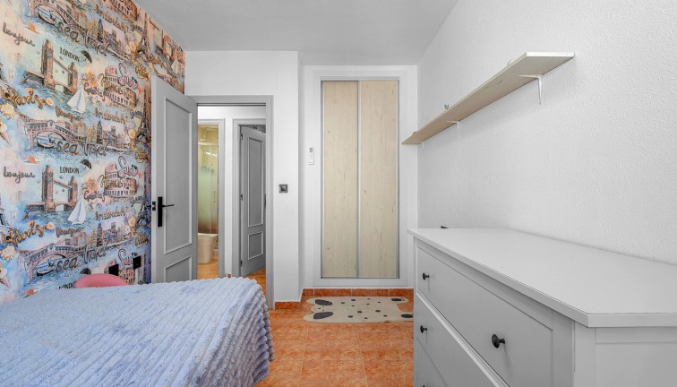 Återförsäljning - Lägenhet - Torrevieja