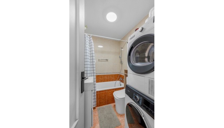 Återförsäljning - Lägenhet - Torrevieja