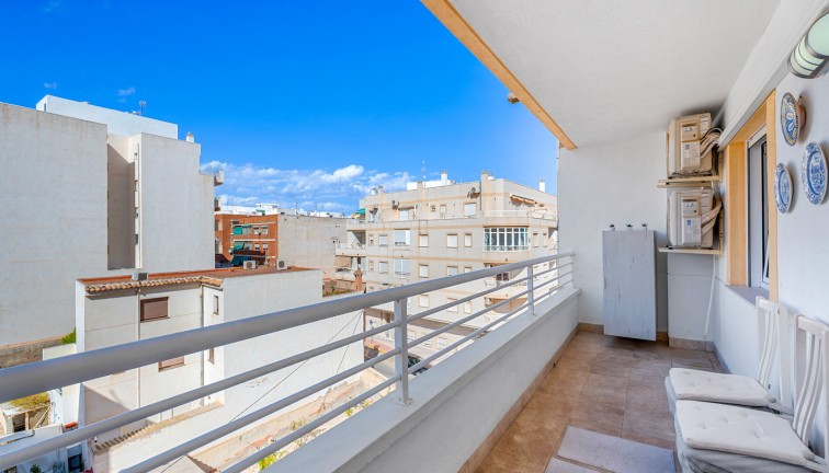 Återförsäljning - Lägenhet - Torrevieja