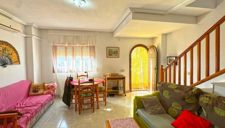 Återförsäljning - Duplex apartment (två våningar) - Torrevieja