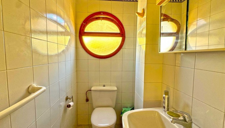 Återförsäljning - Duplex apartment (två våningar) - Torrevieja