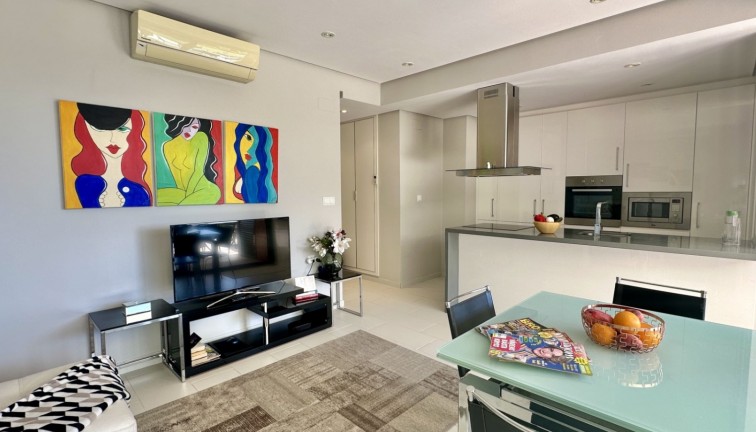 Resale - Apartment - Orihuela Costa - Villamartín