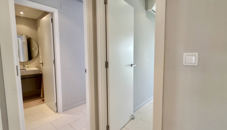 Resale - Apartment - Orihuela Costa - Villamartín