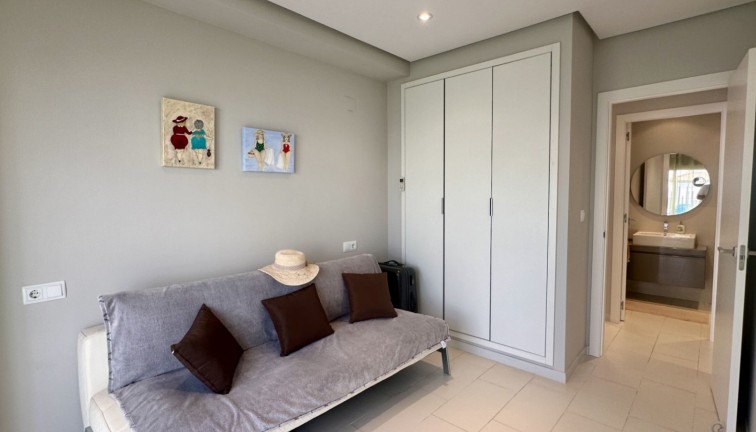 Resale - Apartment - Orihuela Costa - Villamartín