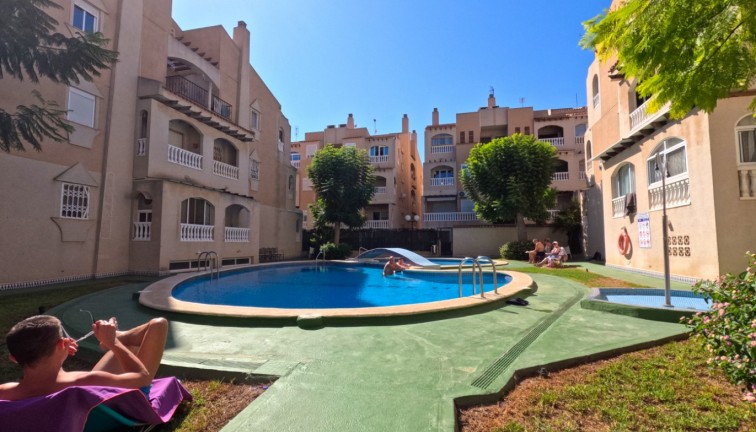 Resale - Apartment - Torrevieja