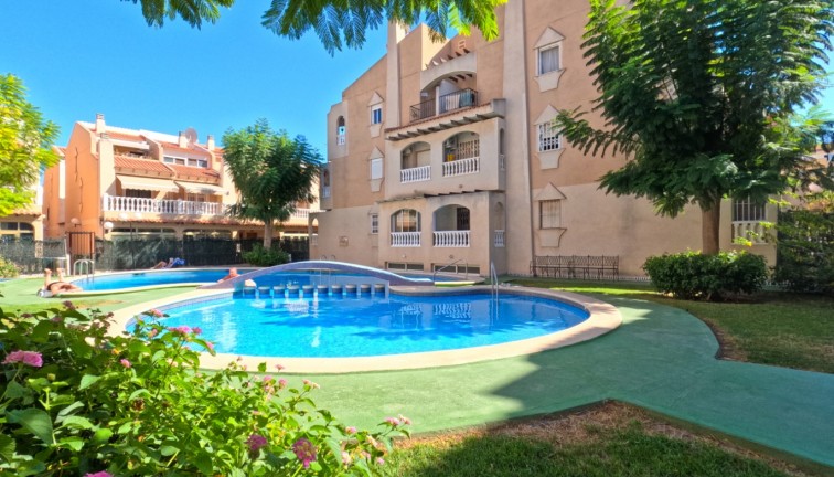 Resale - Apartment - Torrevieja