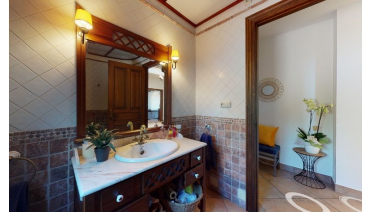 Resale - Chalet - Elche