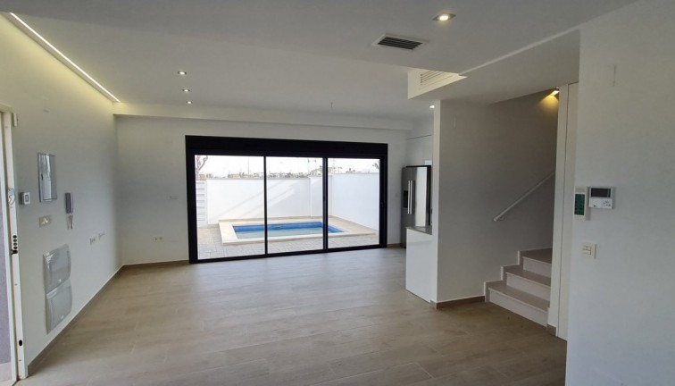 Obra nueva - Chalet - Orihuela Costa