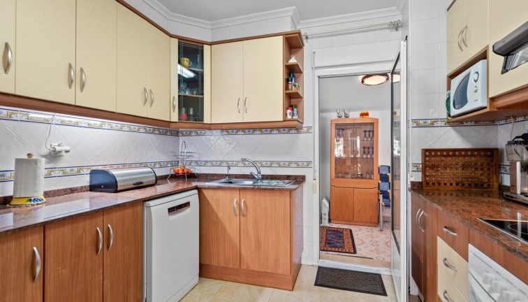 Jälleenmyynti - Bungalow - Torrevieja