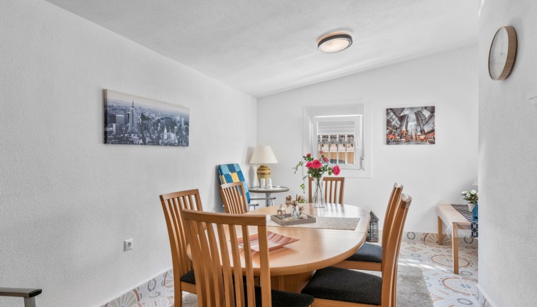 Jälleenmyynti - Bungalow - Torrevieja