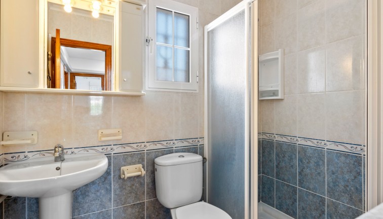 Jälleenmyynti - Bungalow - Torrevieja