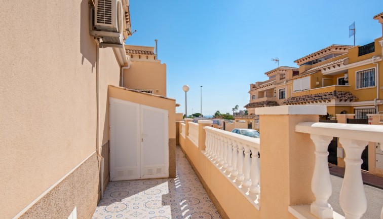 Jälleenmyynti - Bungalow - Torrevieja