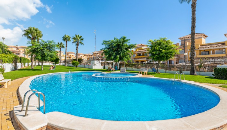 Jälleenmyynti - Bungalow - Torrevieja