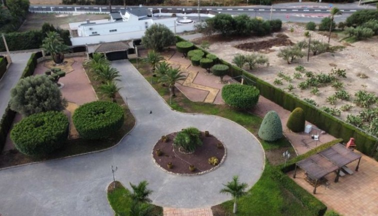 Resale - Chalet - Elche