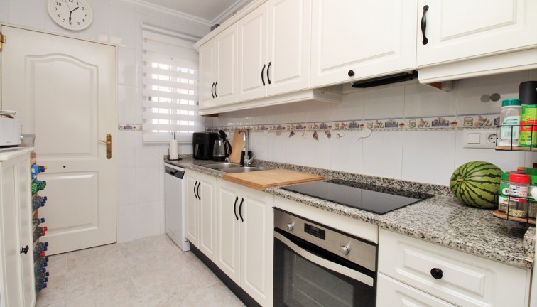 Resale - Chalet - Villamartín