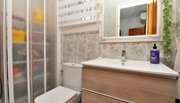 Resale - Chalet - Villamartín