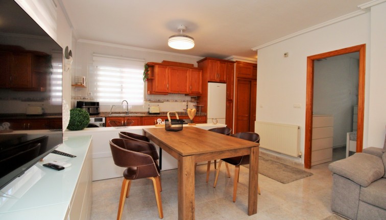 Resale - Chalet - Villamartín