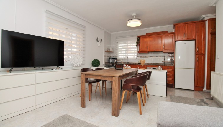 Resale - Chalet - Villamartín